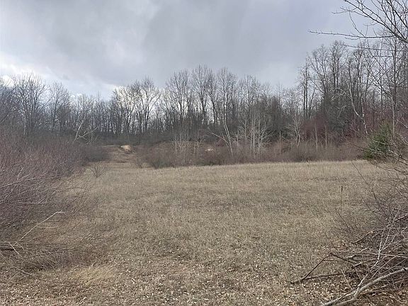 5th image of E Rock Rd
