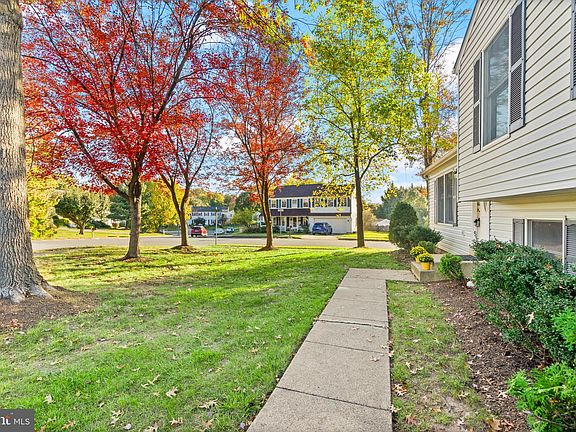 5th image of 1611 Nathan Ln
