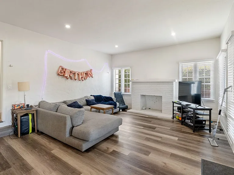 Modern Living: 8-Unit Apartment Building in the Heart of Downtown San Luis Obispo — Photo 32