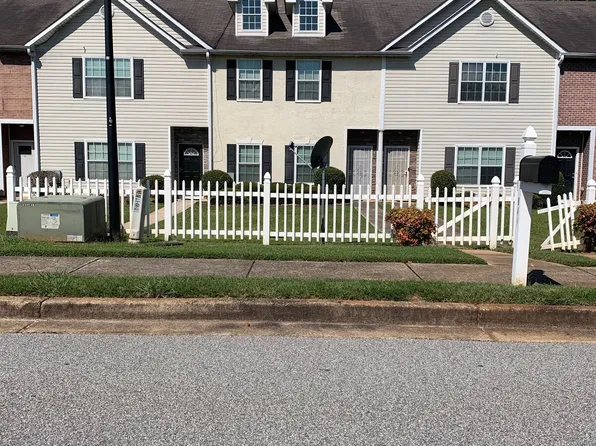 844 Commerce Blvd #844, Riverdale, GA 30296