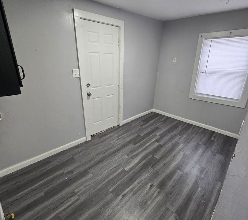 2nd image of 8110 Spafford Rd
