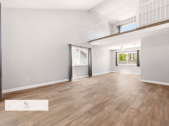 5th image of 16933 Farwell St