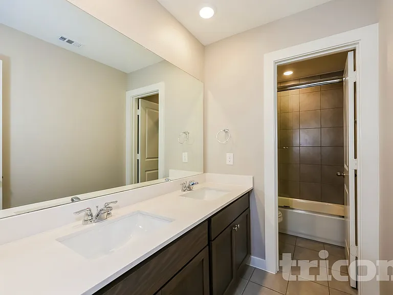 4303 Stonybrook Rd — Photo 11