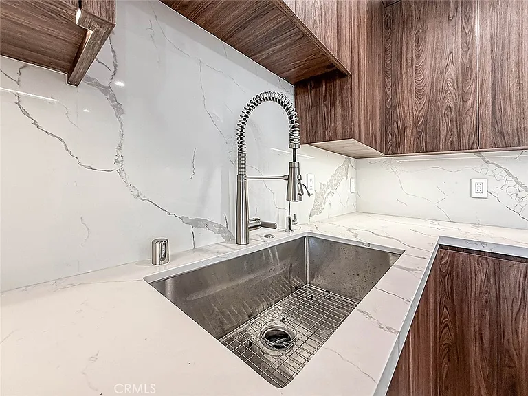 22921 Dolorosa St — Photo 23