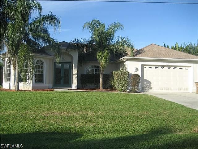 1st image of 2211 SE 15th St