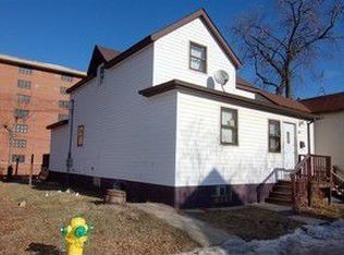 416 Lake Ct, Waukegan, IL 60085