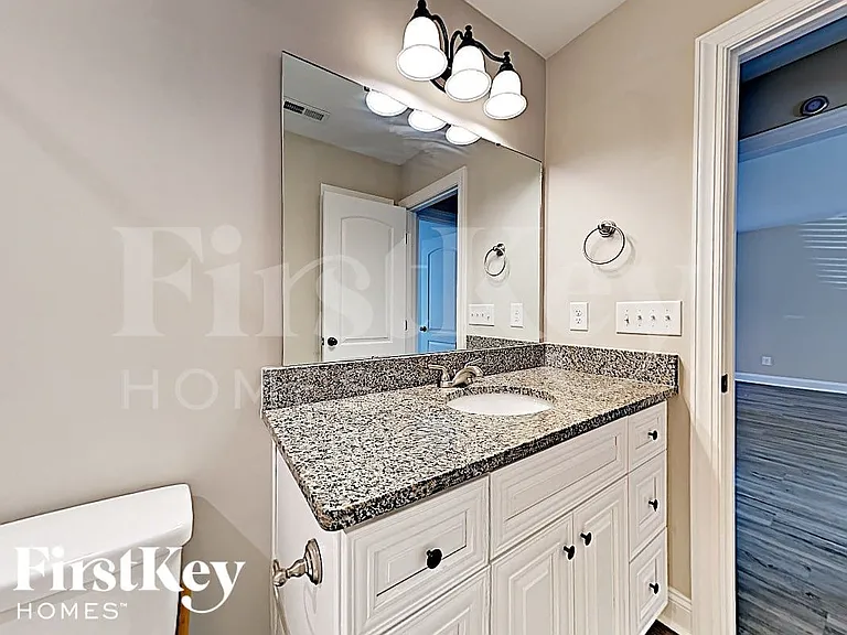700 Margate Ave — Photo 13