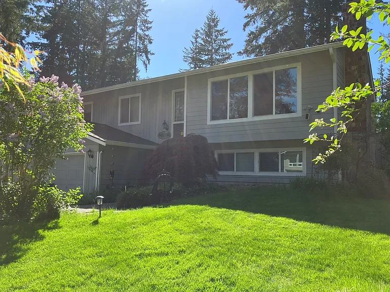 13537 105th Ave NE — Photo 1