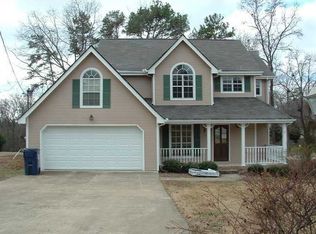 2312 Chimney Hills Dr, Soddy Daisy, TN 37379