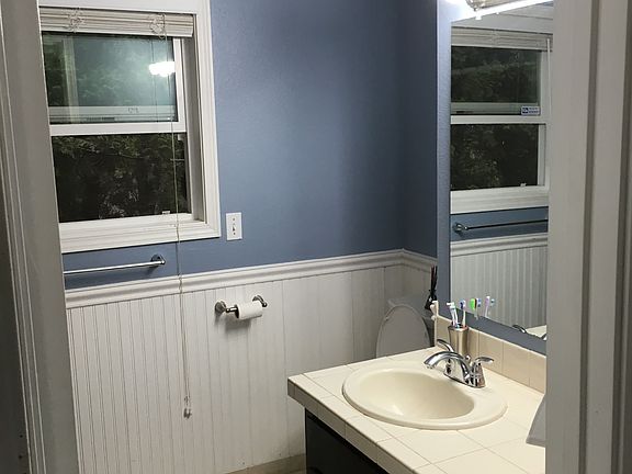 Upstairs bath 1