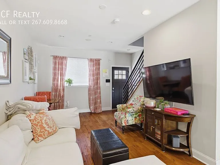 2249 Kimball St — Photo 8