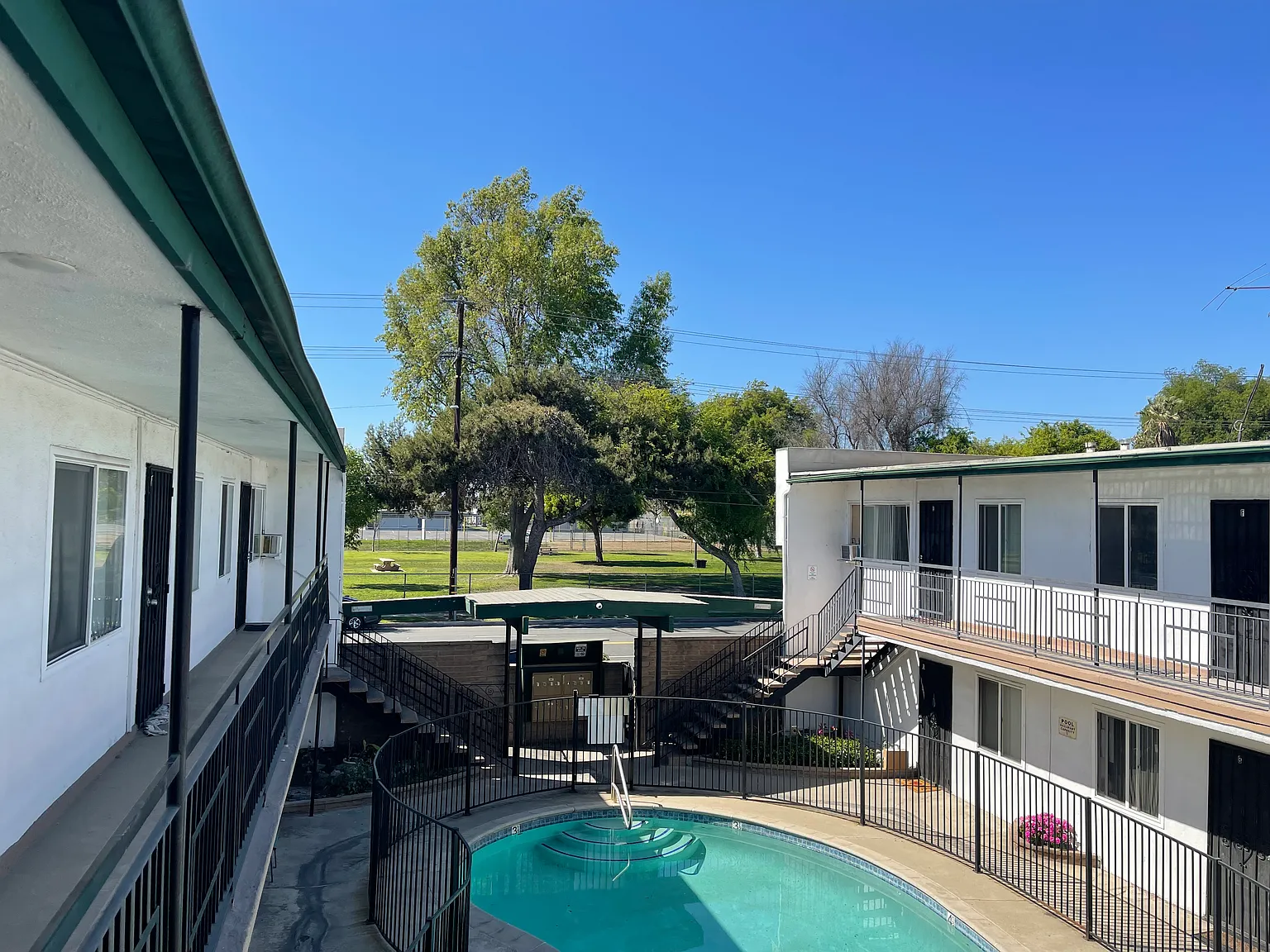 1 bed, 650 sqft, $1,980 — Photo 3