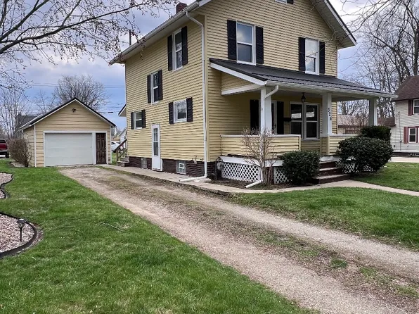 324 Tuscarawas Ave NW, Brewster, OH 44613