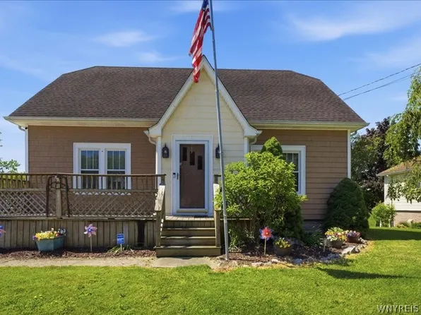 699 Losson Rd, Buffalo, NY 14227