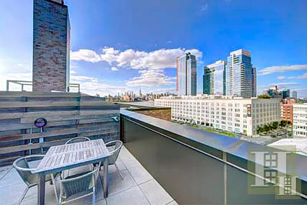 Rented by Halstead Real Estate | media 32