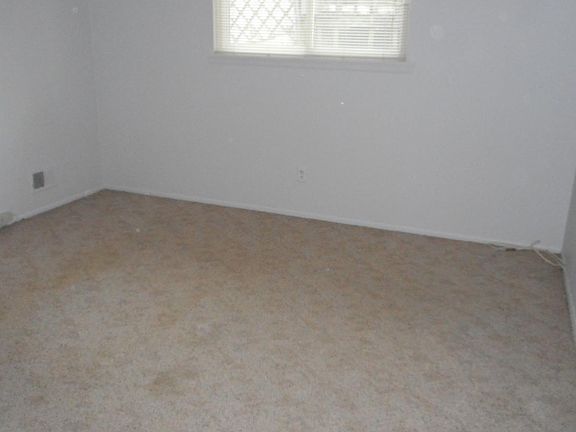 3rd image of 75 Bridgetown St #2