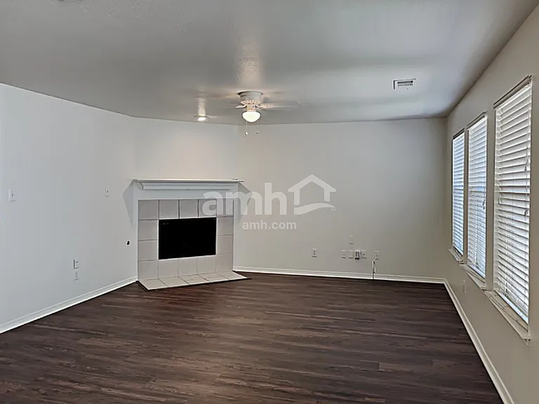 5820 Bridal Trl — Photo 10
