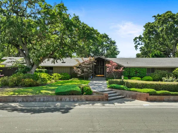7209 Woodside Dr, Stockton, CA 95207