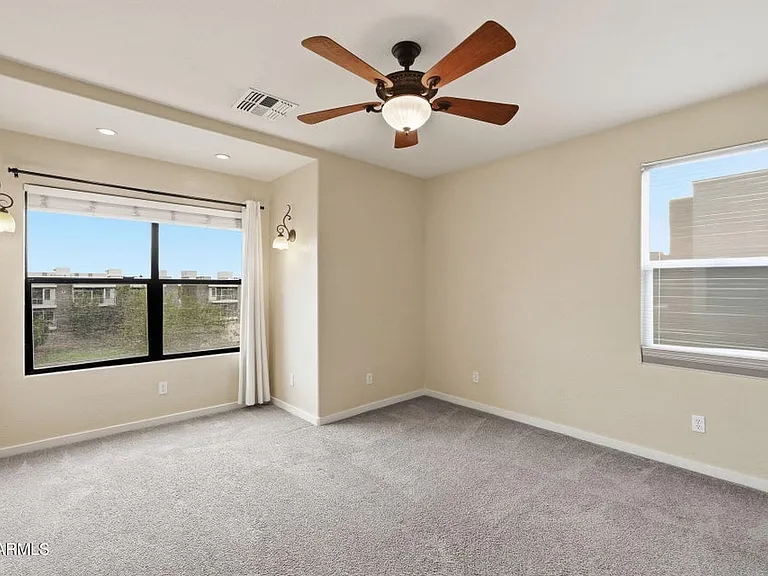 330 S Farmer Ave #126 — Photo 17