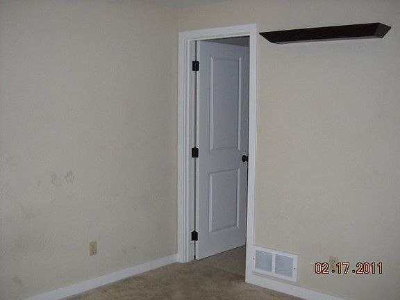 5th image of 10142 NE 137th Pl