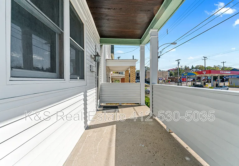 1043 Mount Oliver St — Photo 4