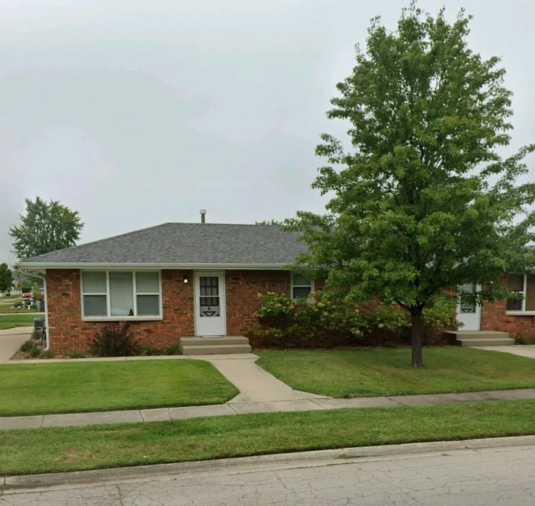 2 bed, 900 sqft, $1,500 — Photo 1