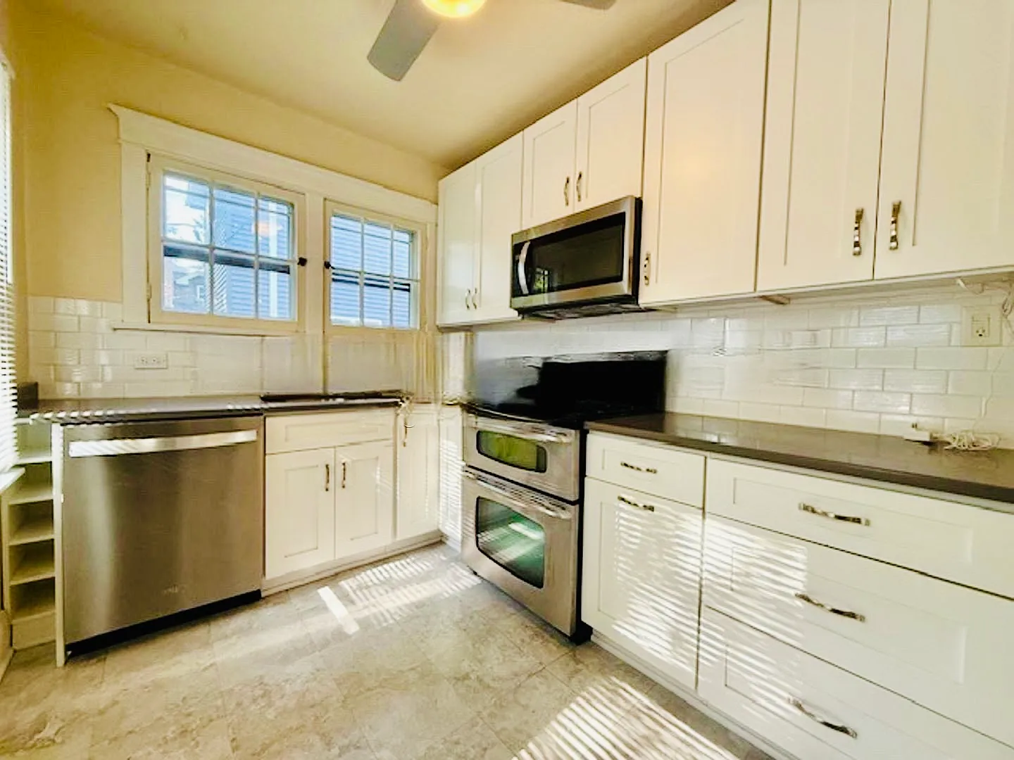 2 bed, 3150 sqft, $2,350 — Photo 4