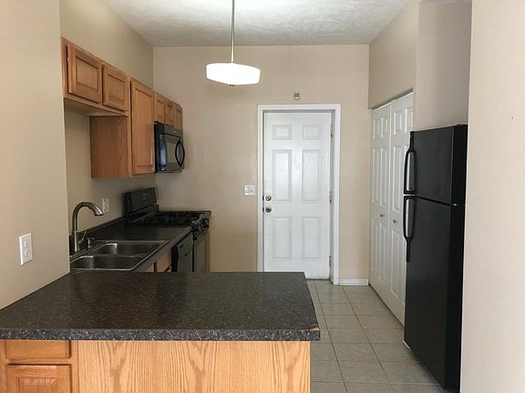 2nd image of 811 S 22nd St APT 1