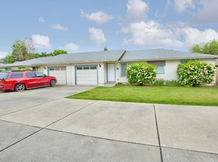 510 E Park St #A/B, Grants Pass, OR