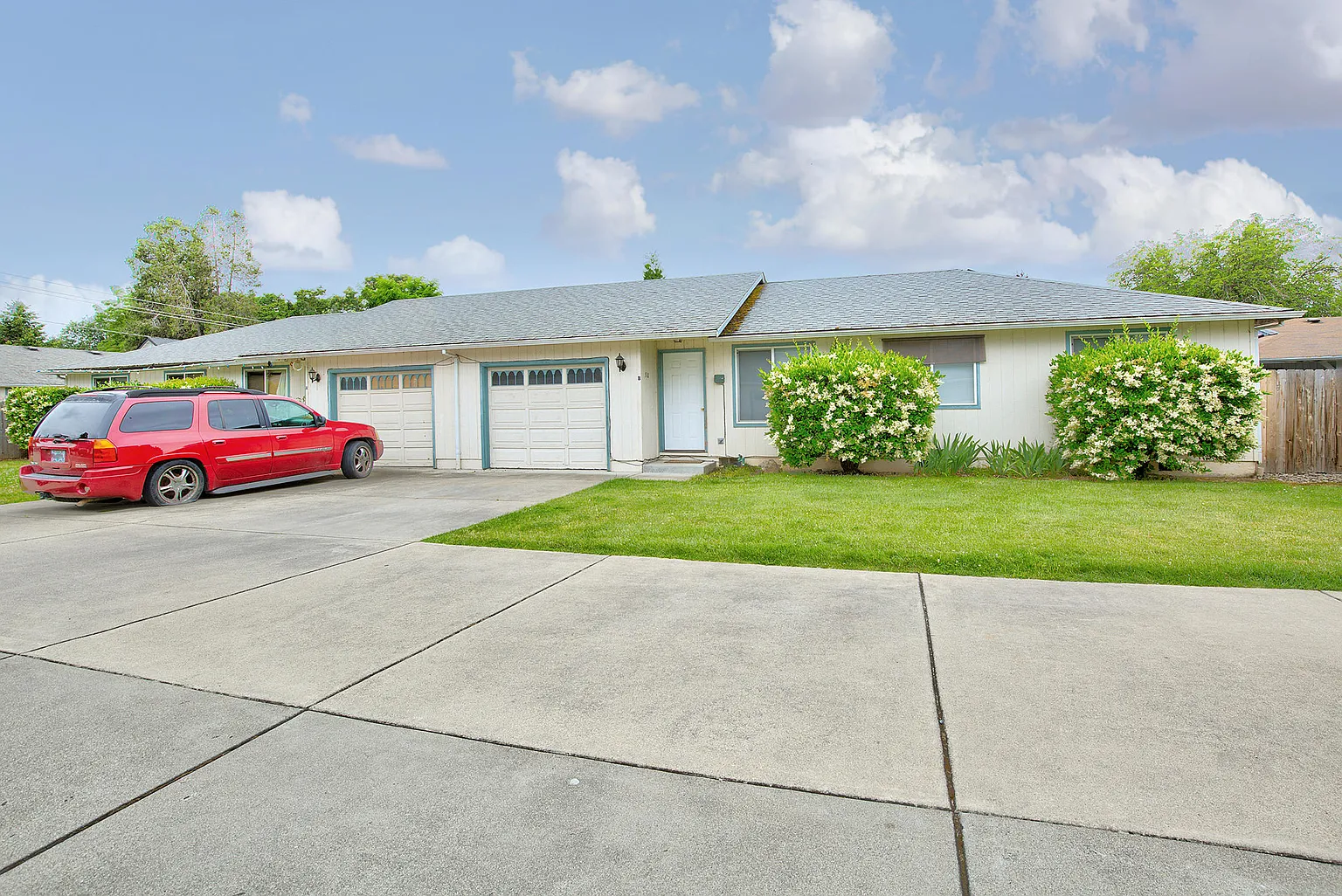 510 E Park St #A/b photo 1