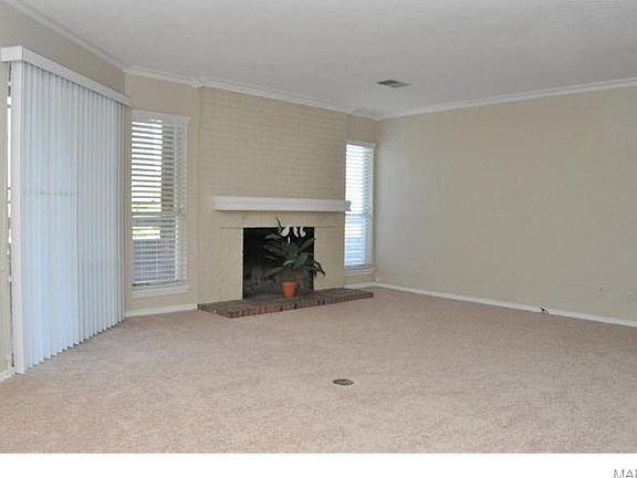 3rd image of 1033 Wilton Royal Dr APT 105