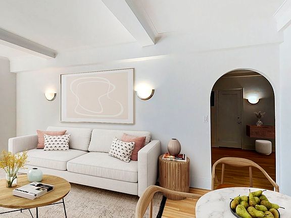 3rd image of 360 E 55th St APT 8F
