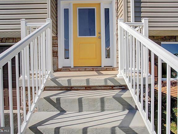 5th image of 11439 Viking Ave Lot 68