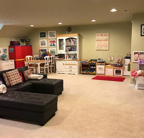 827 Ann Marie Cir — Photo 33