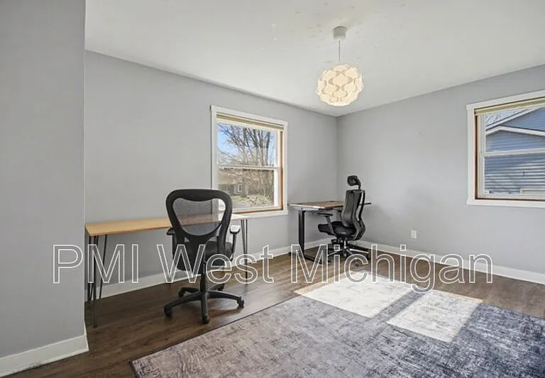 6593 Crownpointe Dr SW — Photo 15