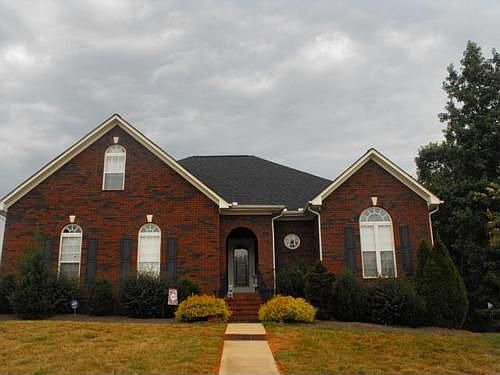 1st image of 3824 Erskine Woods Dr