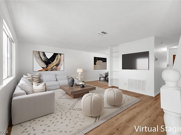 5th image of 132 Greenbriar Townhouse Way #0