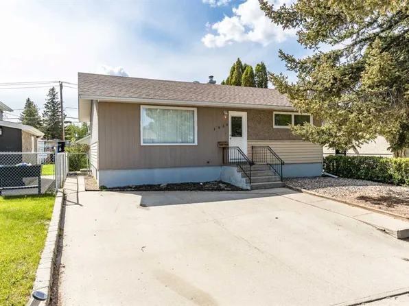 1930 E 16th Ave SE, Medicine Hat, AB T1A 3T3