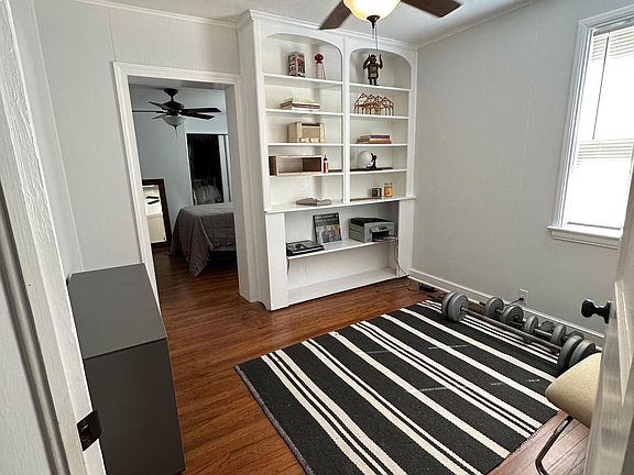 5th image of 1334 E 55th St
