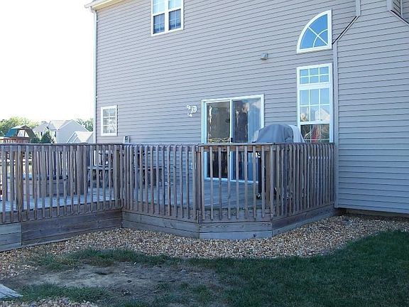 3rd image of 166 Olivine Cir