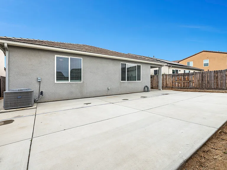 6441 W Santa Ana Ave — Photo 41