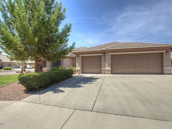 3rd image of 8654 W Salter Dr