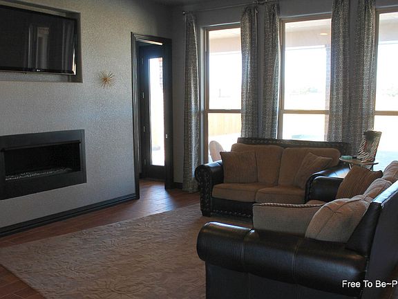 4th image of 802 Coulter Dr