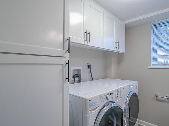 5th image of 1433 Timbergrove Dr