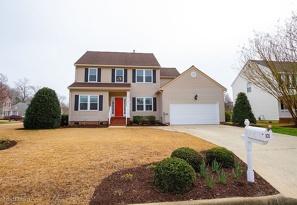 1st image of 101 Dalzell Ct