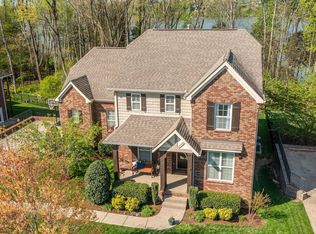 135 Windmill Pointe Cir, Hendersonville, TN 37075