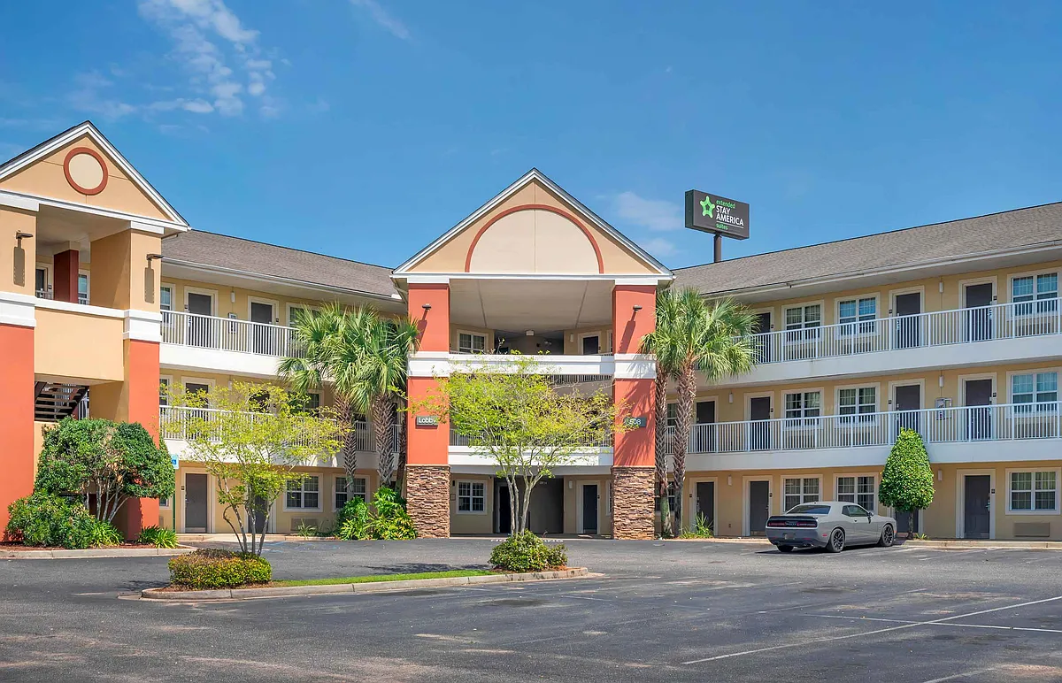Exterior - Mobile - Spring Hill