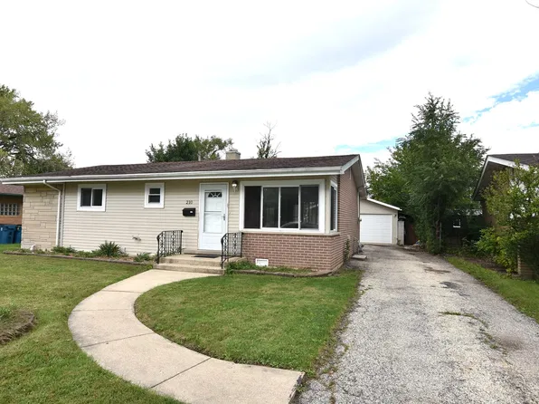 210 E Myrick Ave, Addison, IL 60101