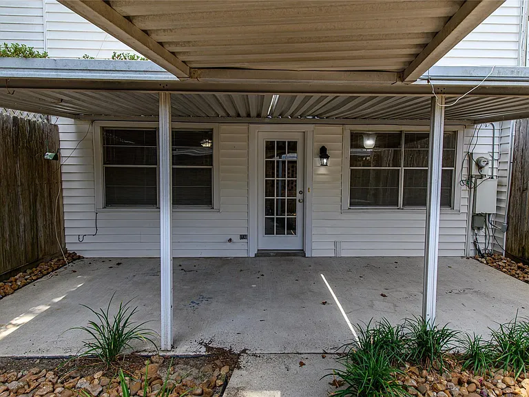20339 Fieldtree Dr — Photo 17