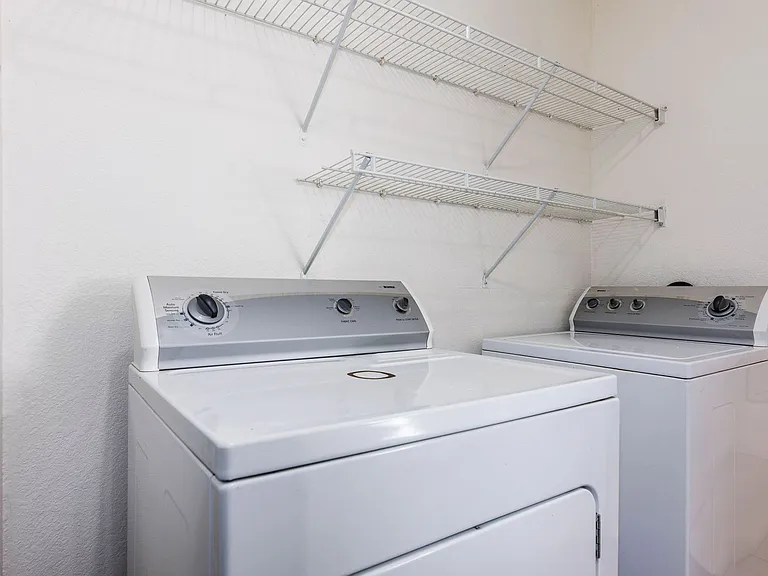 900 Cambridge Dr #138 — Photo 21